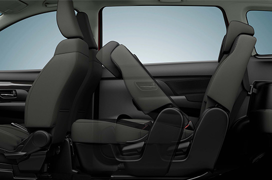 Suzuki-Ertiga-easy-walk-in-mechanism-and-sliding-2nd-row-seats