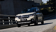 Suzuki-XL7-running-front-view