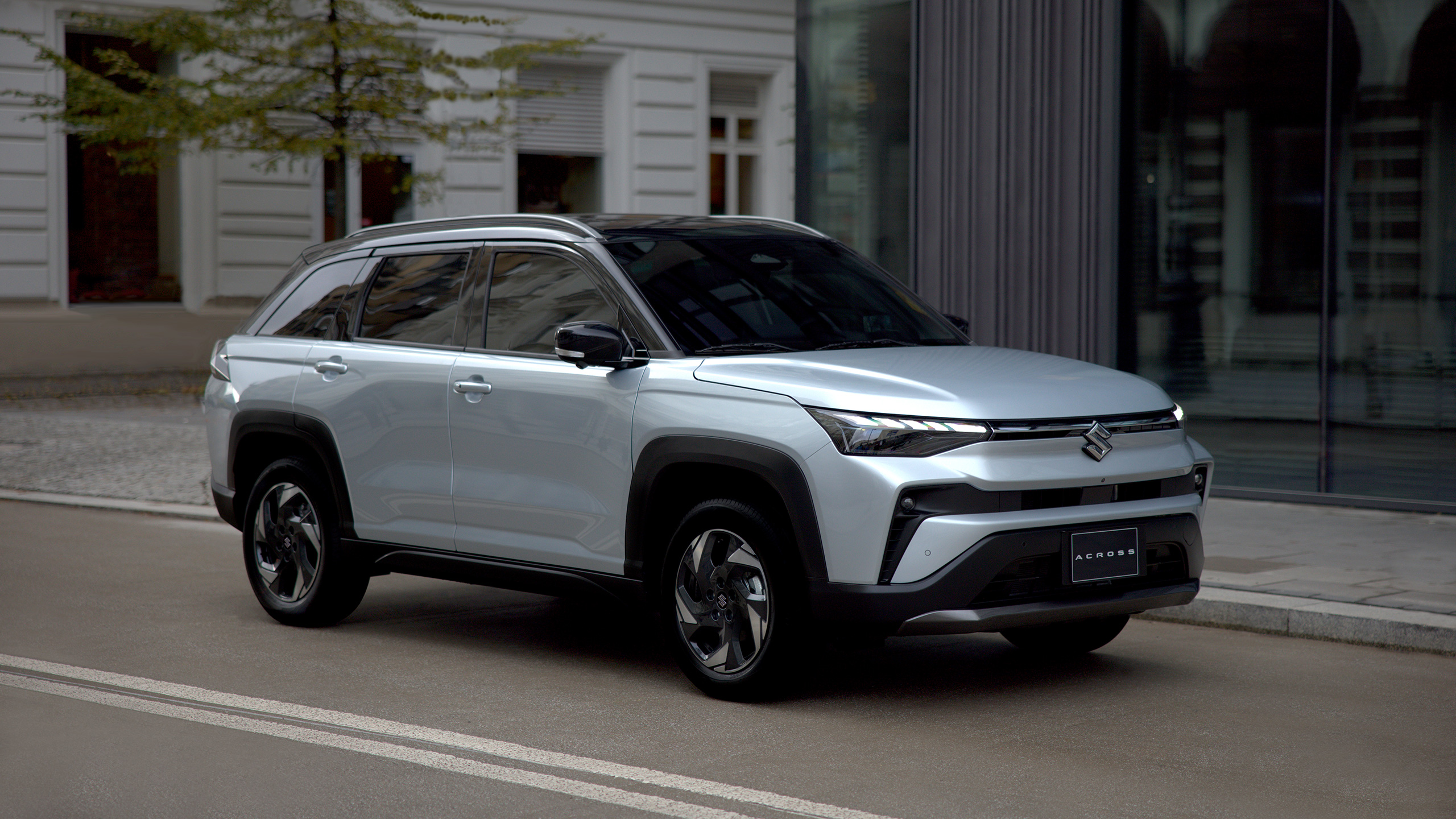 Across-silver-SUV-parked-in-urban-street