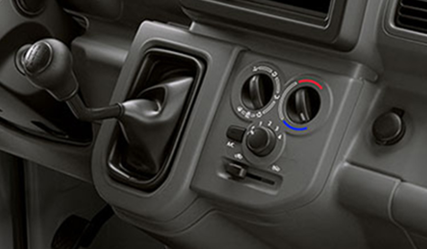 CARRY-shift-lever-and-air-conditioner-switches