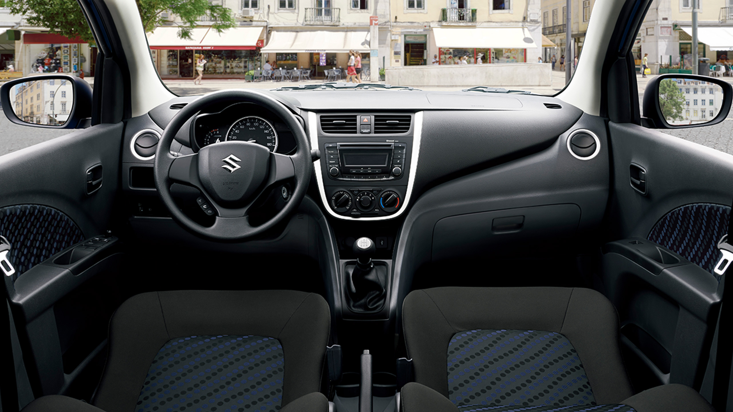 Celerio-dashboard-view-with-café-outside