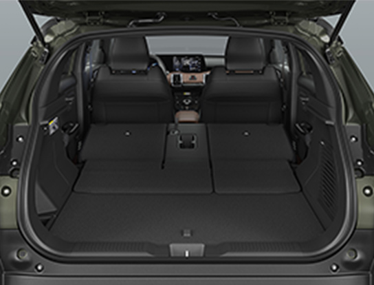suzuki-e-vitara-luggage-area-with-rear-seats-folded-flat