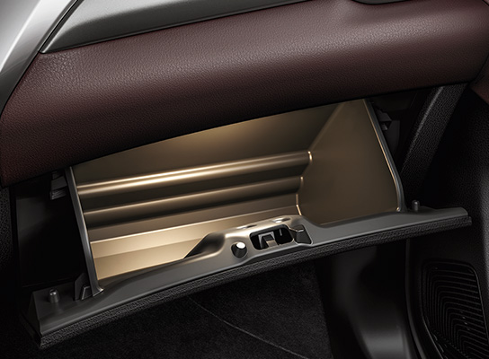 Suzuki-Fronx-interior-glovebox
