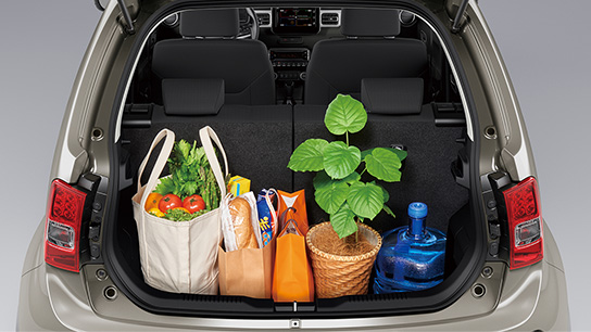 Ignis-luggage-with-rear-seats-raised-with-glocery