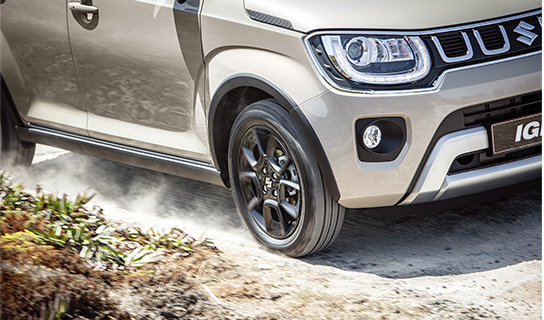Front-close-look-of-Ignis-tyre-on-rough-road