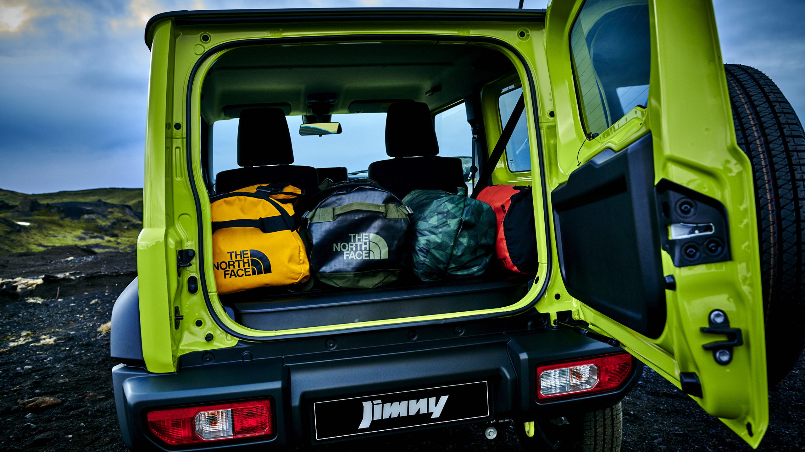 Jimny-with-rear-door-open
