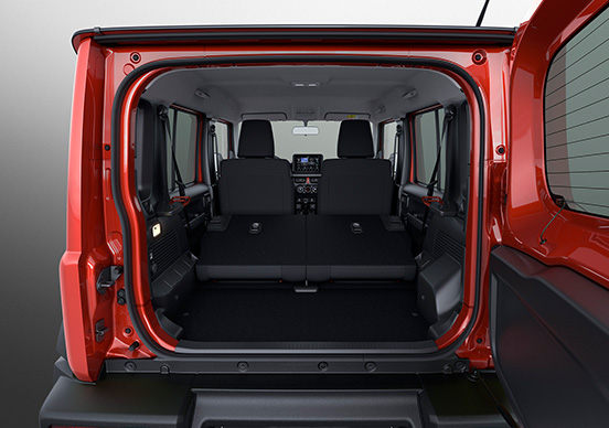 Jimny-5door-luggage-area-with-raised-seat