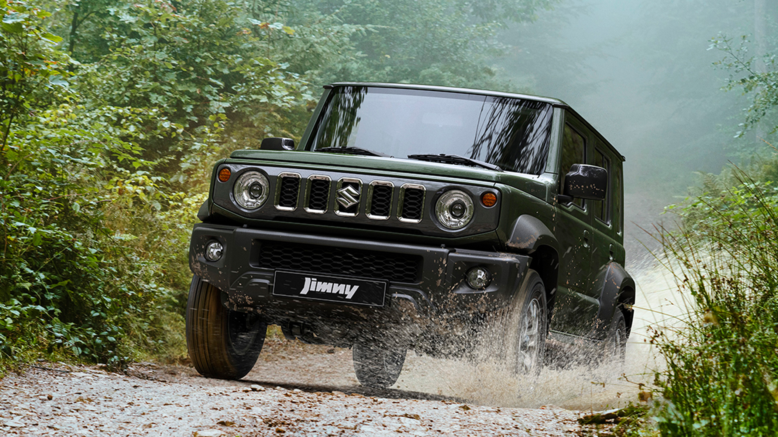 Jimny-5door-running-through-muddy-road