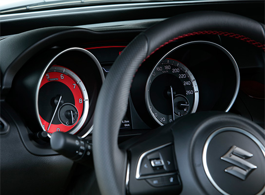 Swift-Sport-meter-cluster-and-steering-from-diagonally-left