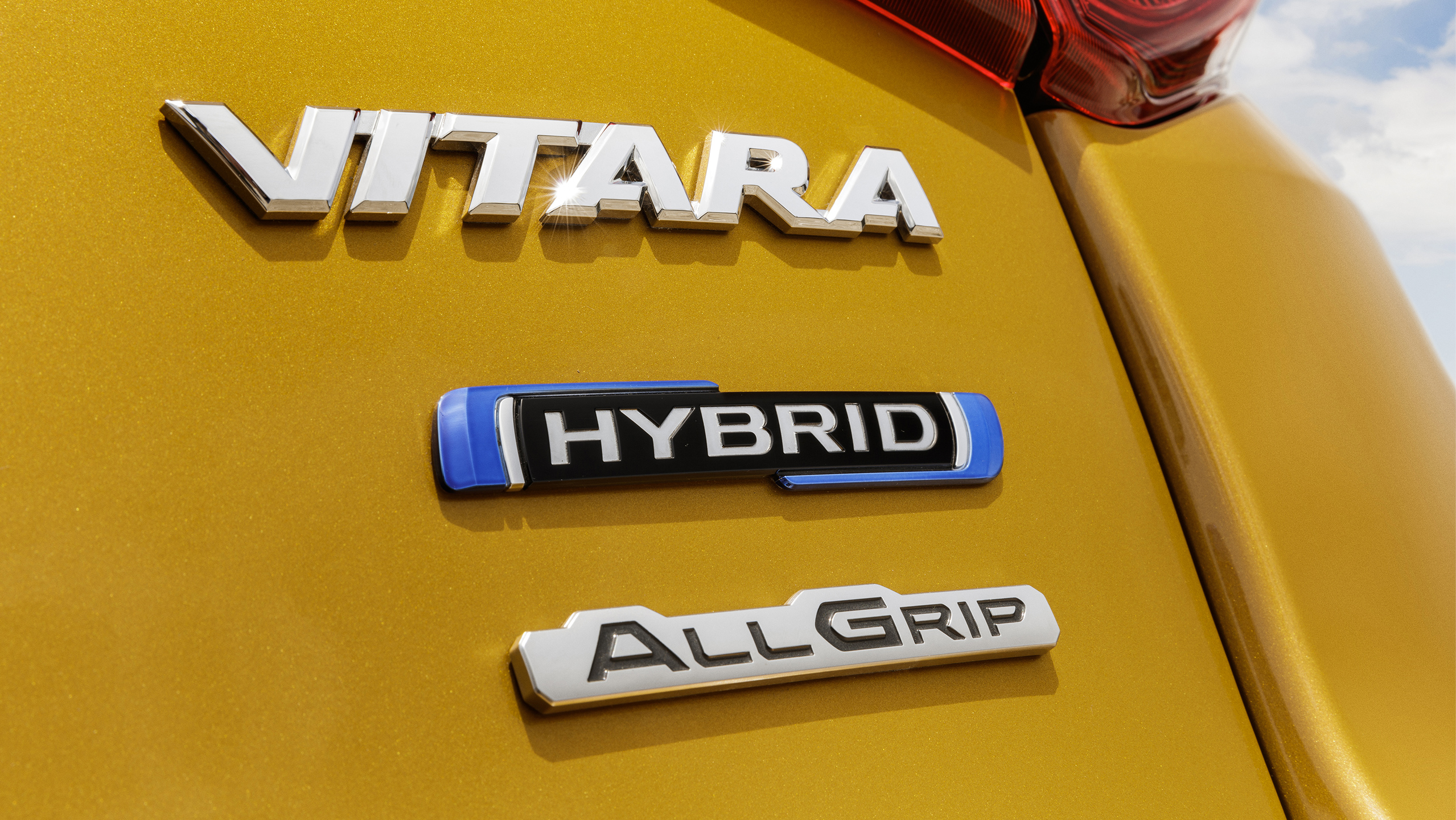 Vitara-rear-emblems