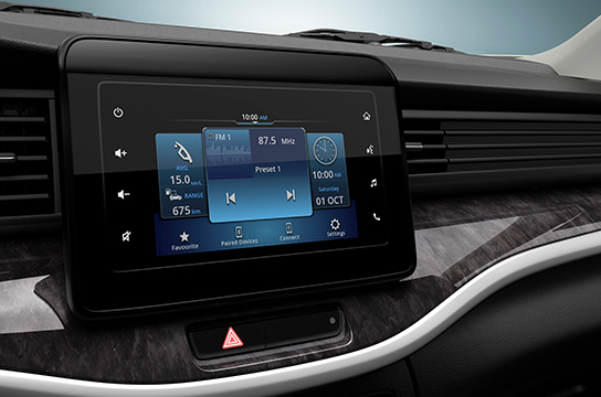Suzuki-XL7-interior-display-audio