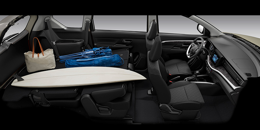 Suzuki-XL7-seat-arrange-luggage-surfboard-inside