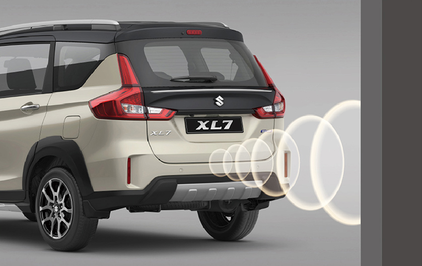 Suzuki-XL7-reverse-parking-sensor