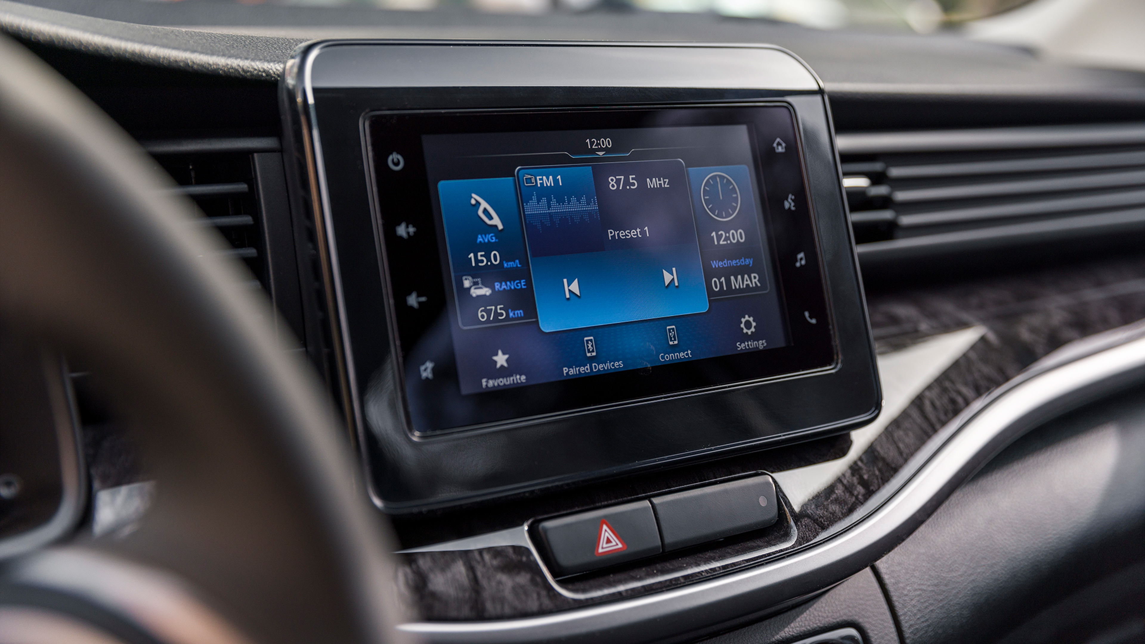 Suzuki-XL7-display-audio