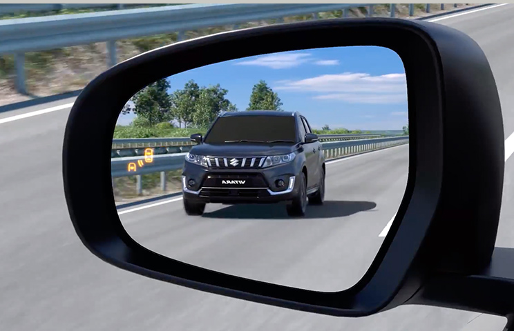 Suzuki_safety_blind_spot_monitor