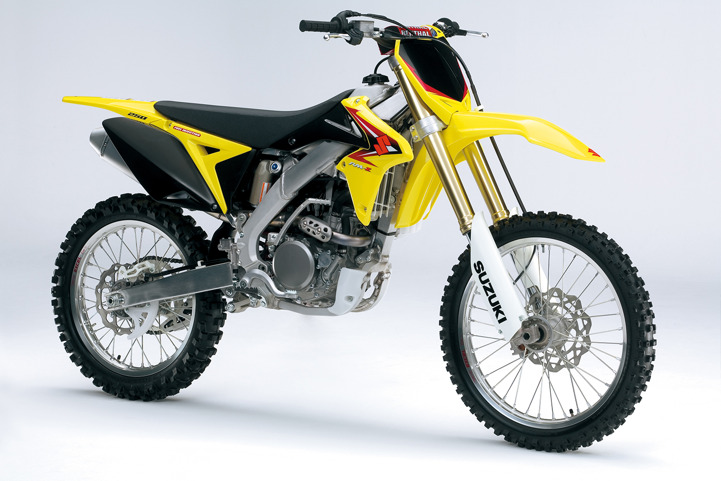 RM-Z250