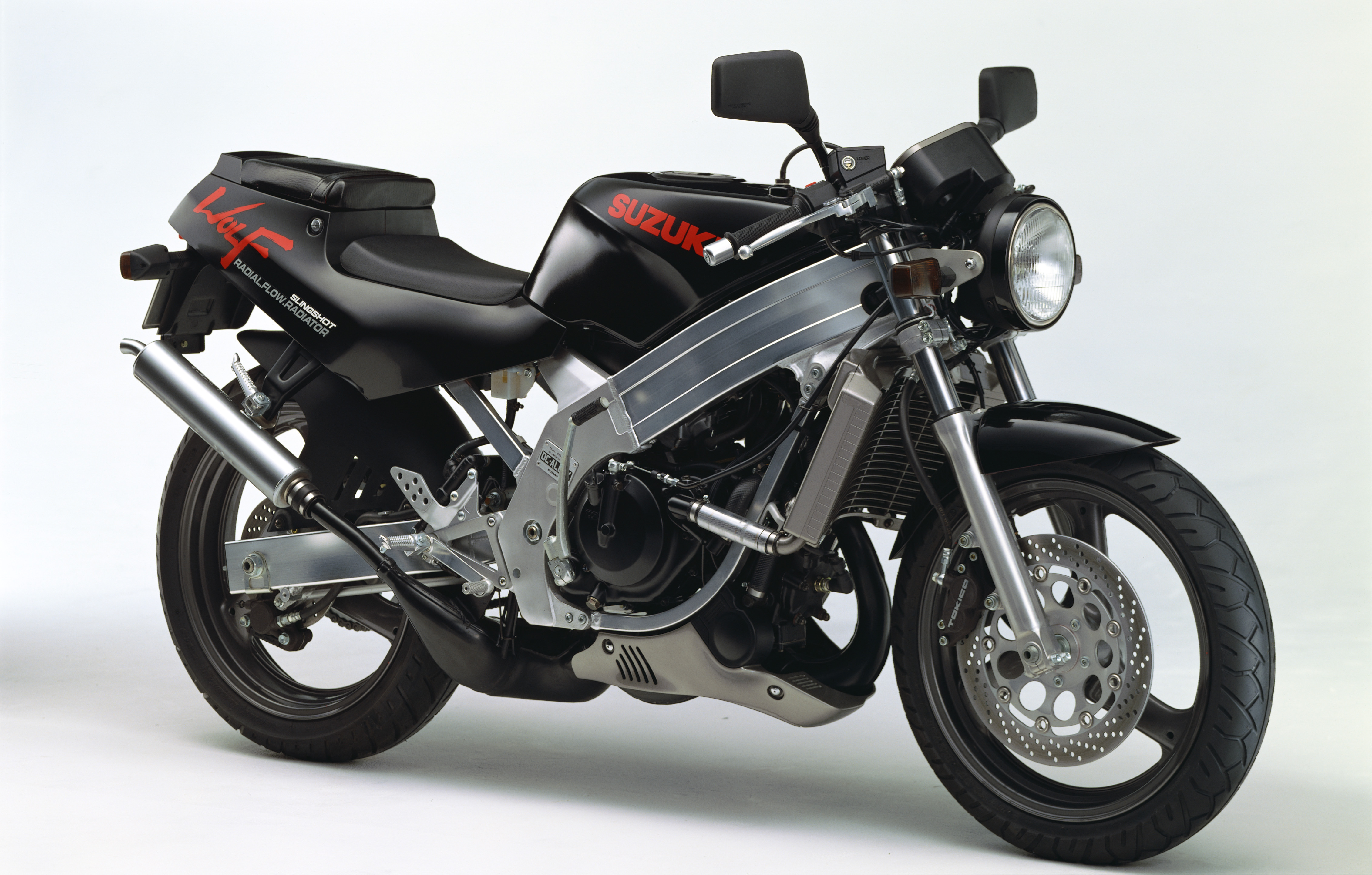 Suzuki 250 2 stroke road bike discount