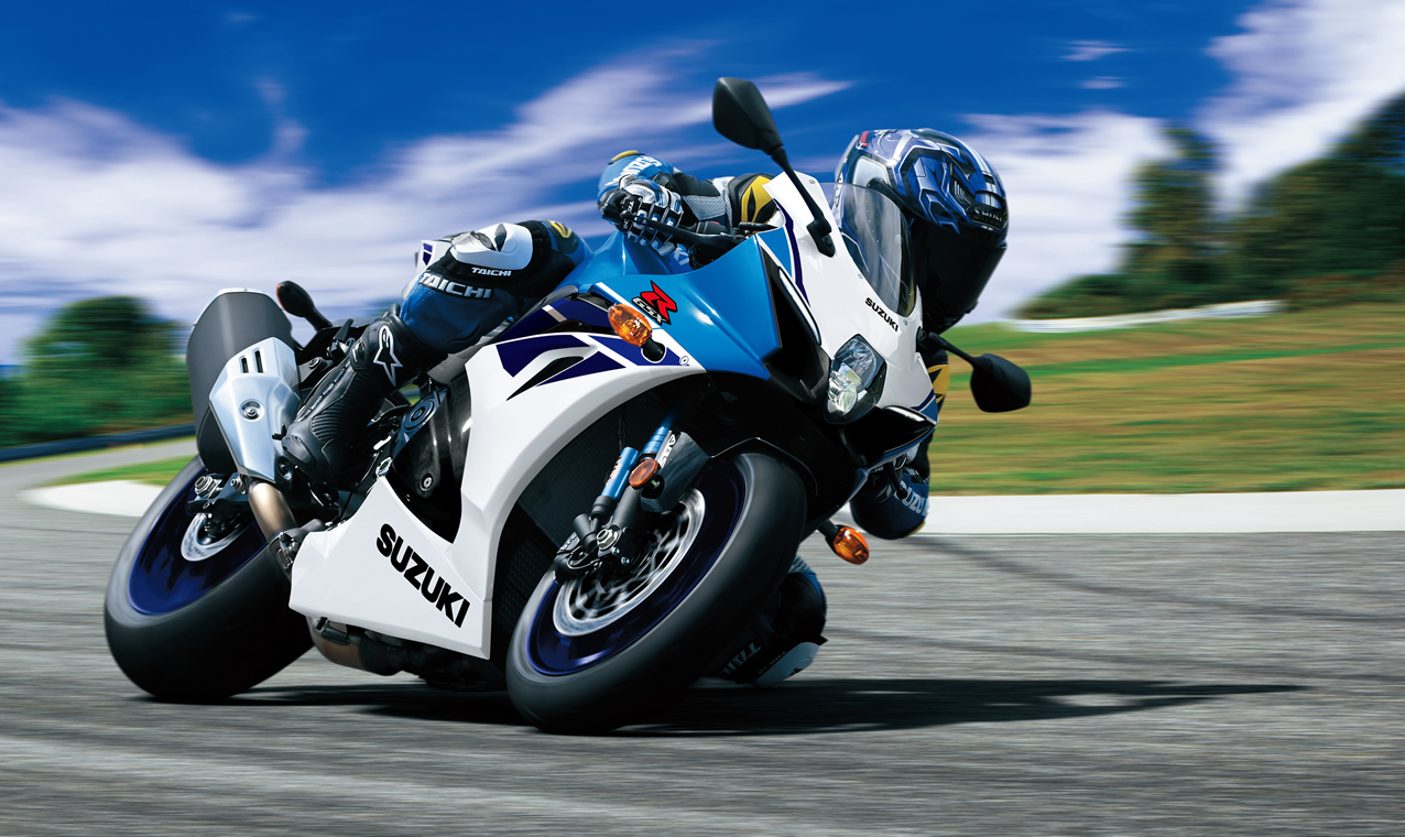 Suzuki gsxr on sale helmet blue