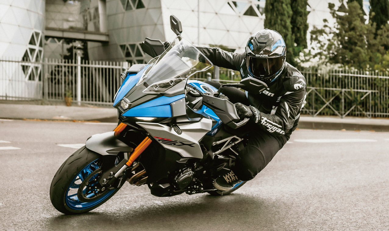 GSX-S1000GX | PRODUCTS | SUZUKI MOTORCYCLE GLOBAL SALON | MOTORCYCLE |  Global Suzuki