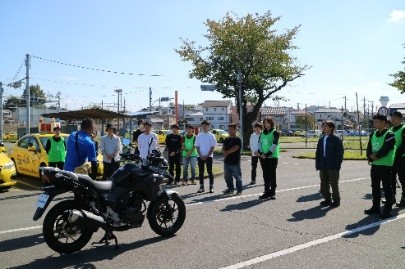 Motorcycle safe riding seminars (2)
